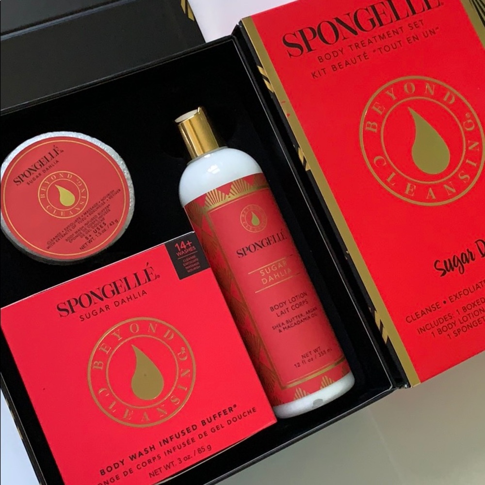 Spongelle Sugar Dahlia Daisy Body Buffer Lotion Spongette Sponge Wash Gift Set
